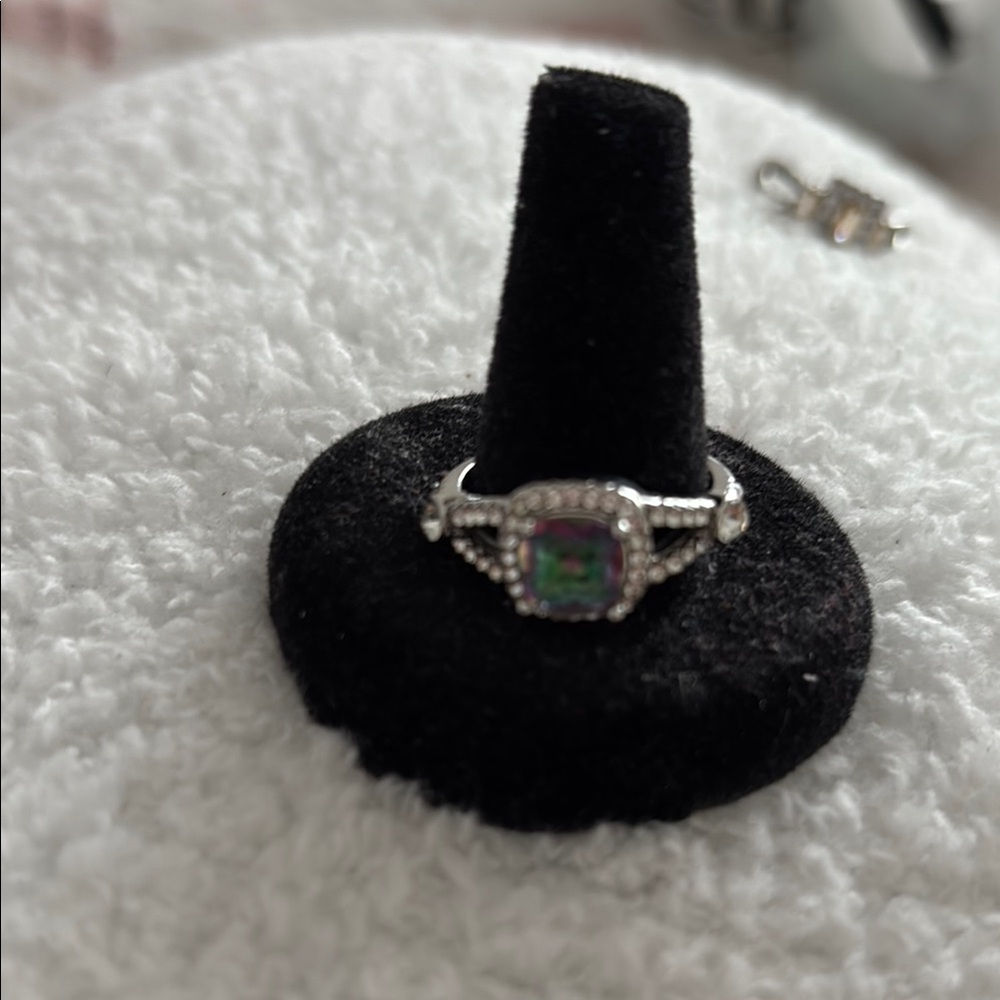 Elegant Silver and Multicolor Gemstone Ring